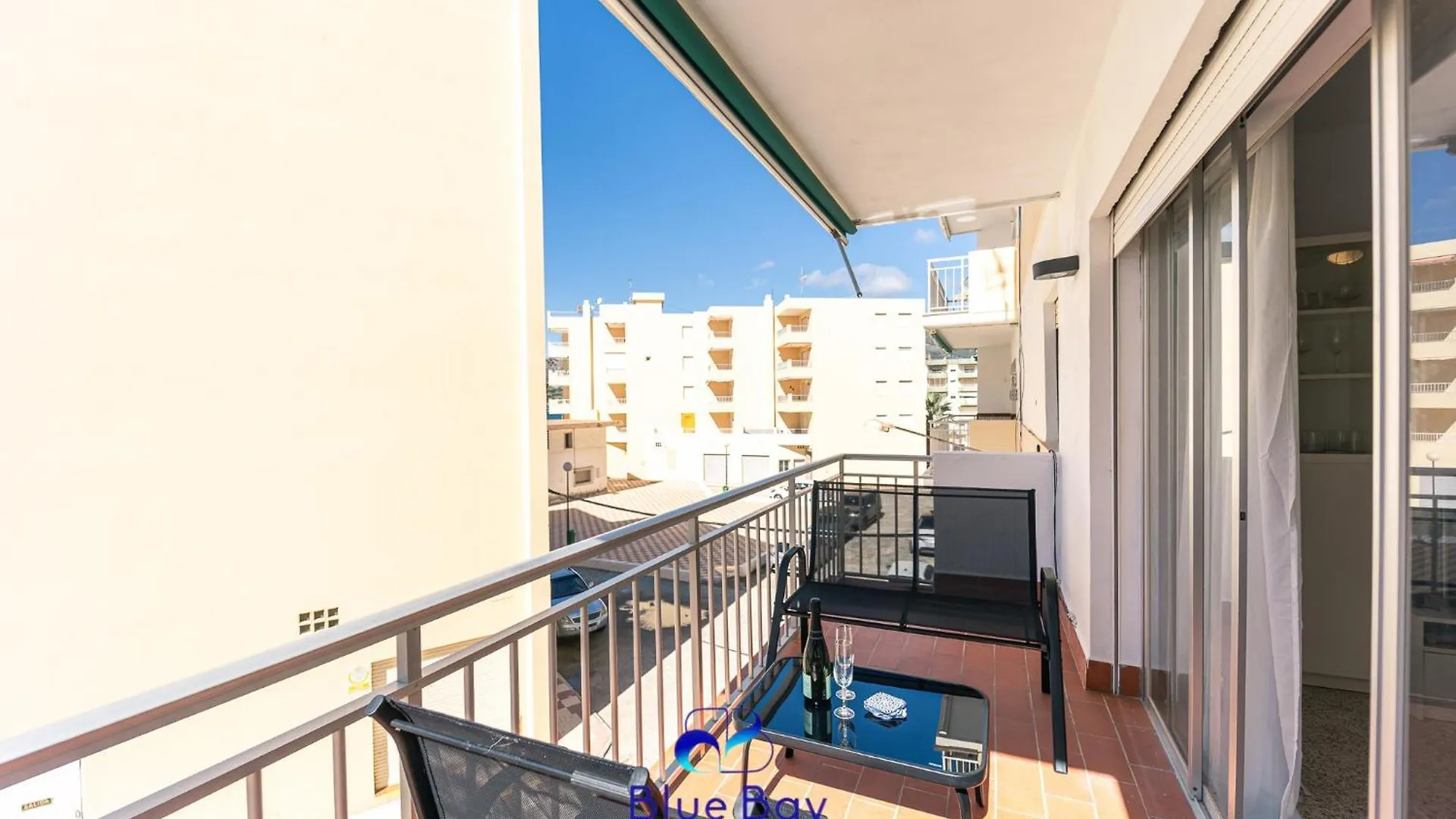 Apartamento La Playa Apt By Bluebay La Herradura  Espanha